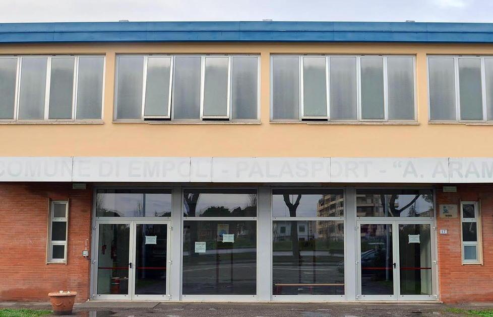 Infiltrazioni d’acqua, PalAramini fuori uso 