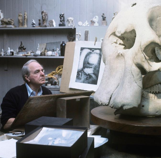 Henry Moore torna nell’amata Firenze con l’energia vitale di sculture e disegni 