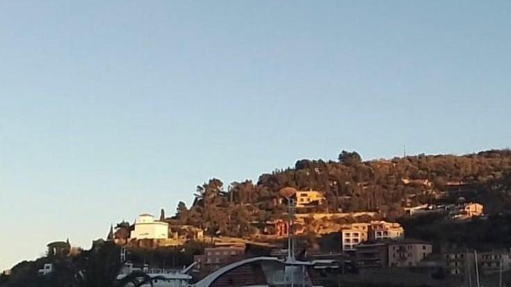 Membro dell’equipaggio positivo Bloccata la corsa del traghetto