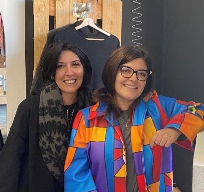 «Ci siamo reinventate vendendo abbigliamento che ci rispecchia» 