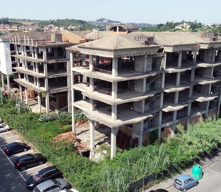 Acquisto all’asta dell’ecomostro esposto di FdI alla Corte dei conti 