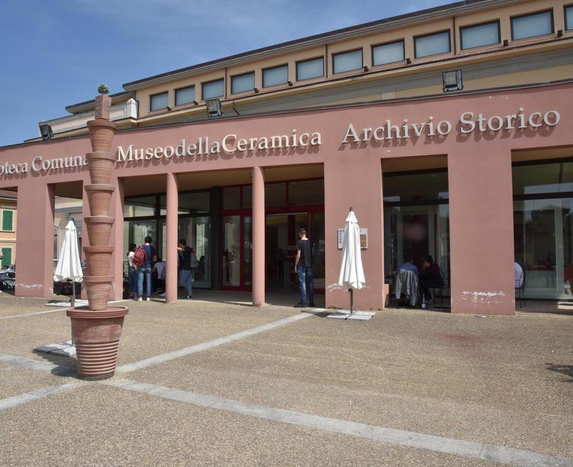 Domani riapre il Museo della ceramica Gli orari e come prenotare le visite 
