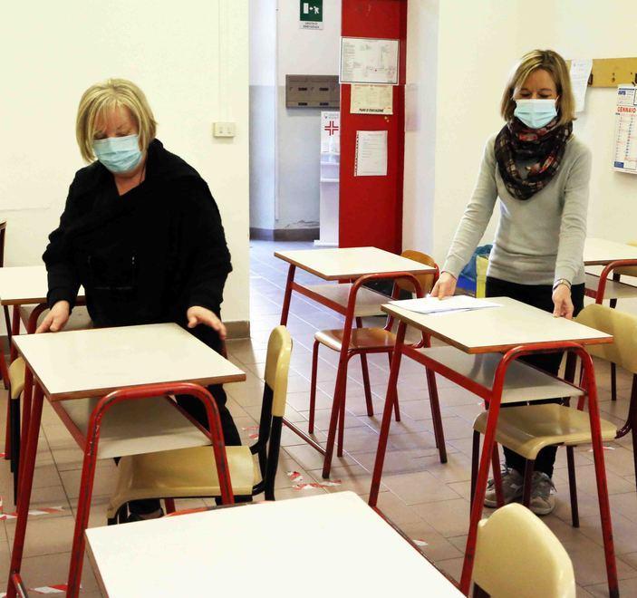 Domani il ritorno a scuola Studenti delle superiori al 50%