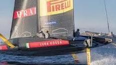 Ecco il pronto riscatto di Luna Rossa che azzecca tutto e batte American Magic