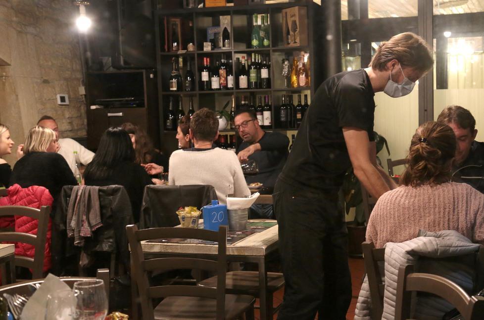 Confcommercio chiede la riapertura dei ristoranti per cena 