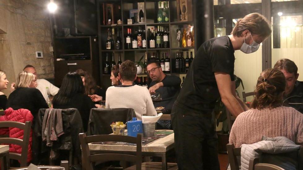 Confcommercio chiede la riapertura dei ristoranti per cena