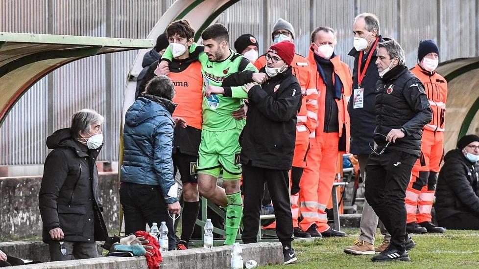 Per la Lucchese arriva la tegola-Coletta Assenza lunga, sul mercato per un portiere