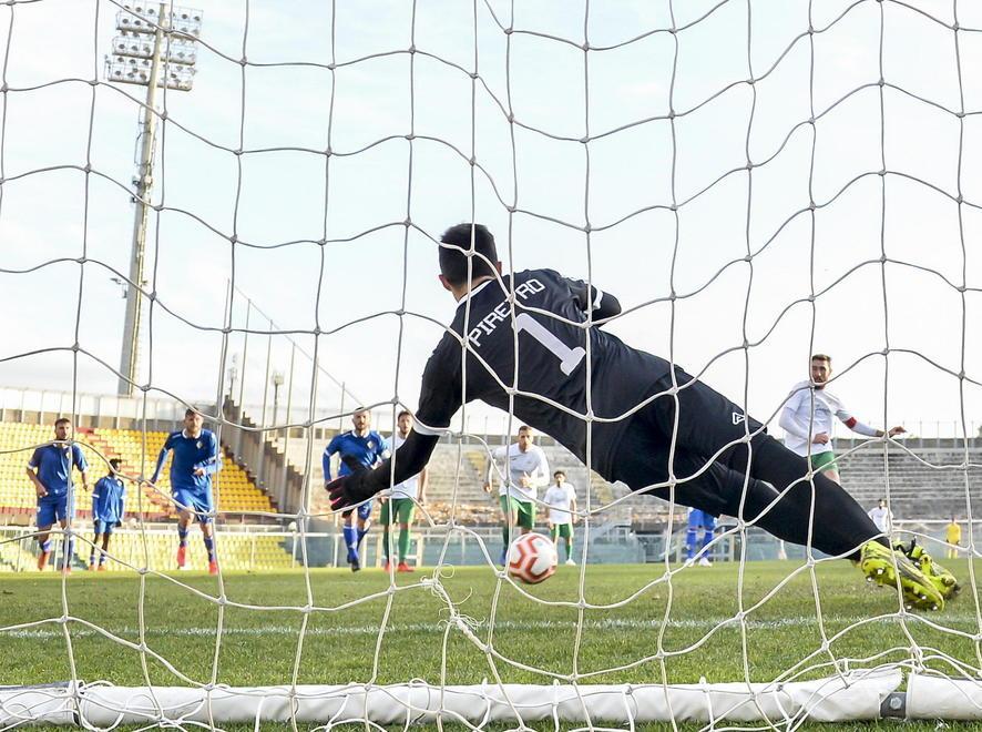 Mastino, rosso patatrac Il Prato in dieci va ko contro la Pro Livorno