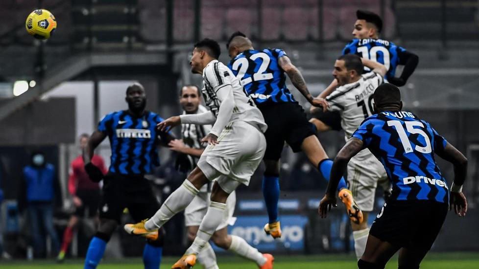 Il derby d’Italia bacia una super Inter: Vidal e Barella stroncano la Juventus