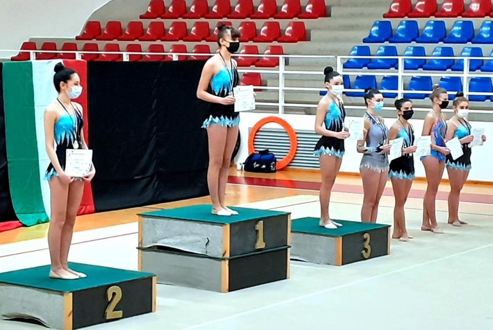 Le giovani ginnaste di Anima Ritmica si prendono tutto il podio 