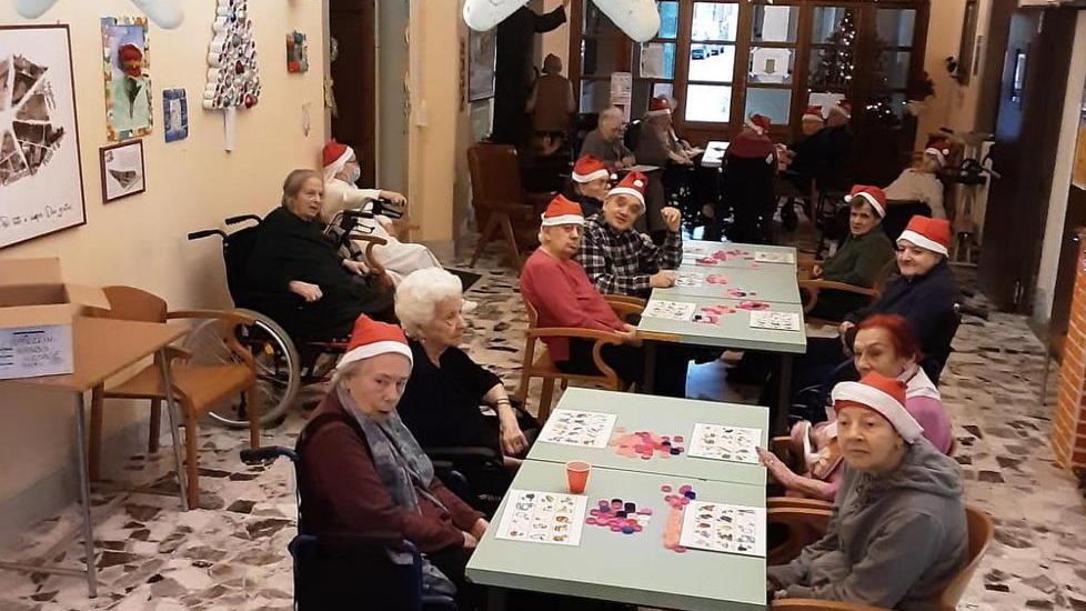 I giochi da tavolo organizzati per Natale nella residenza sanitaria