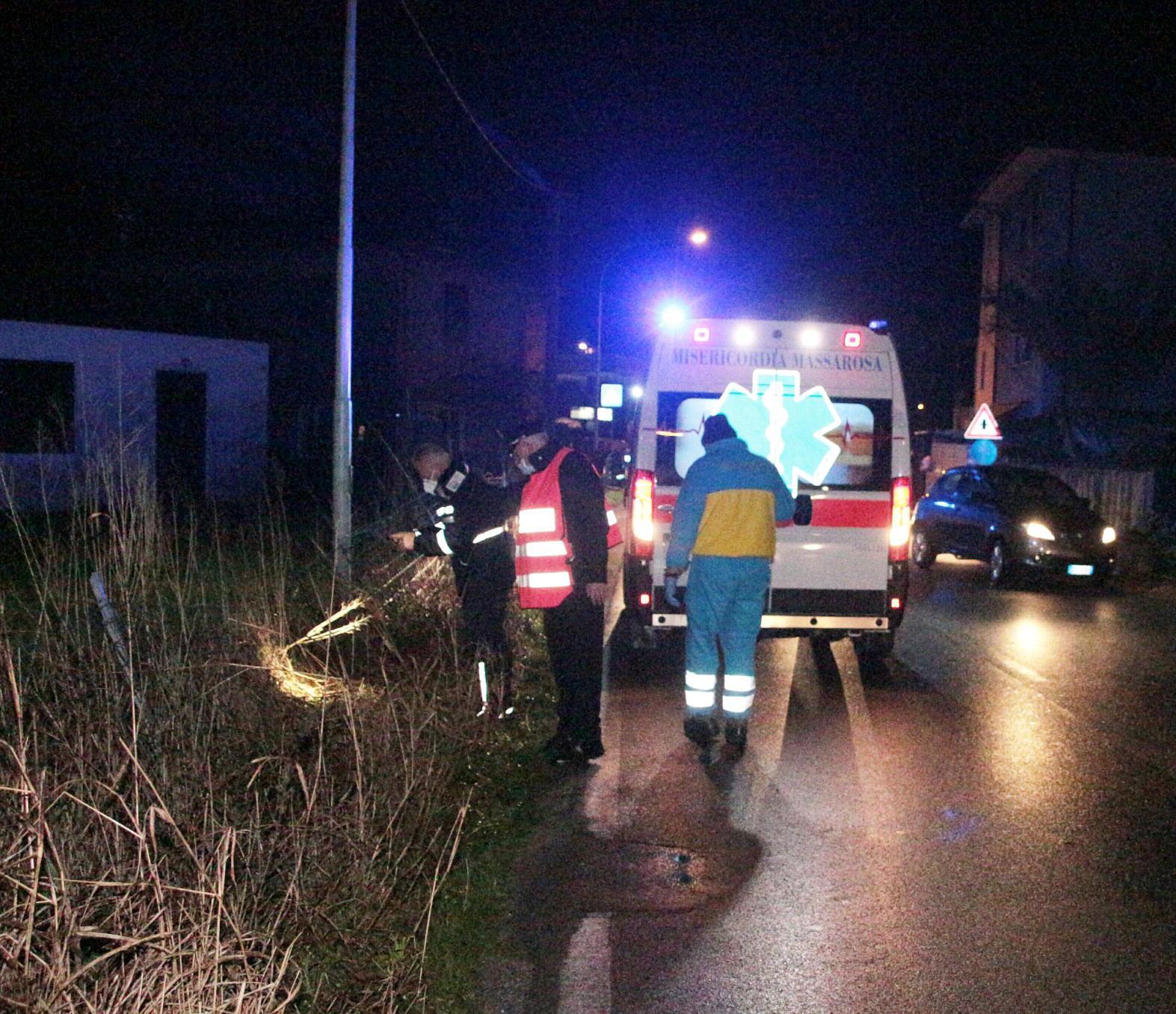 I soccorritori sul posto (foto Nunzio Ciurca/Paglianti)