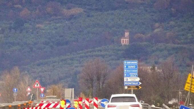 La Tangenziale est, con le transenne che impediscono di proseguire verso nord (foto Gori)