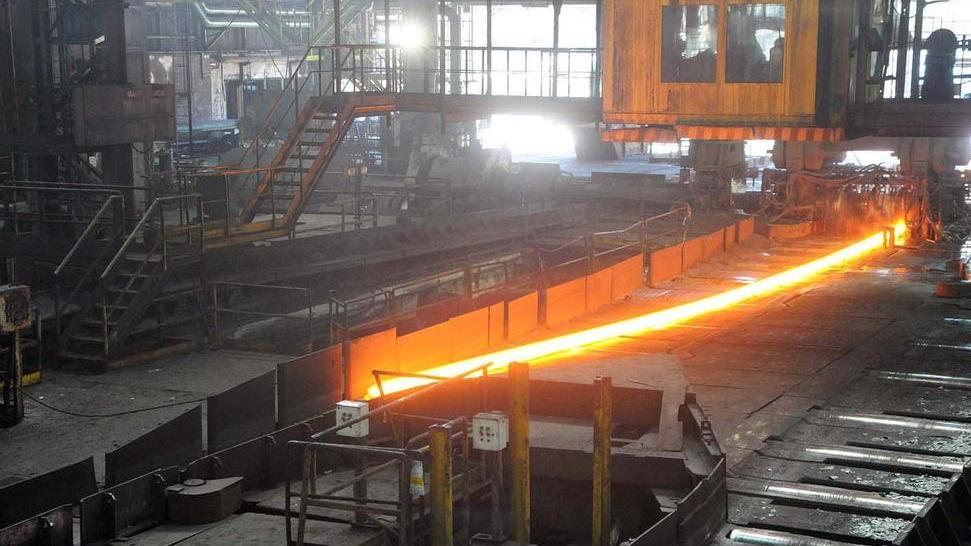 «Situazione grave in Jsw, va subito organizzato un consiglio di fabbrica»