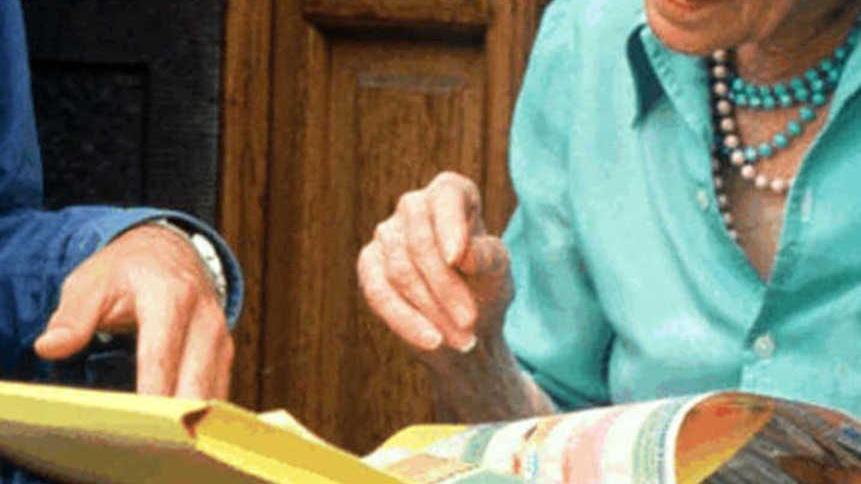 L’aiuto per riconoscere le truffe agli anziani