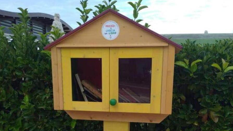 Le casettine della cultura arrivano ai giardinetti Sarà possibile il “passalibro”