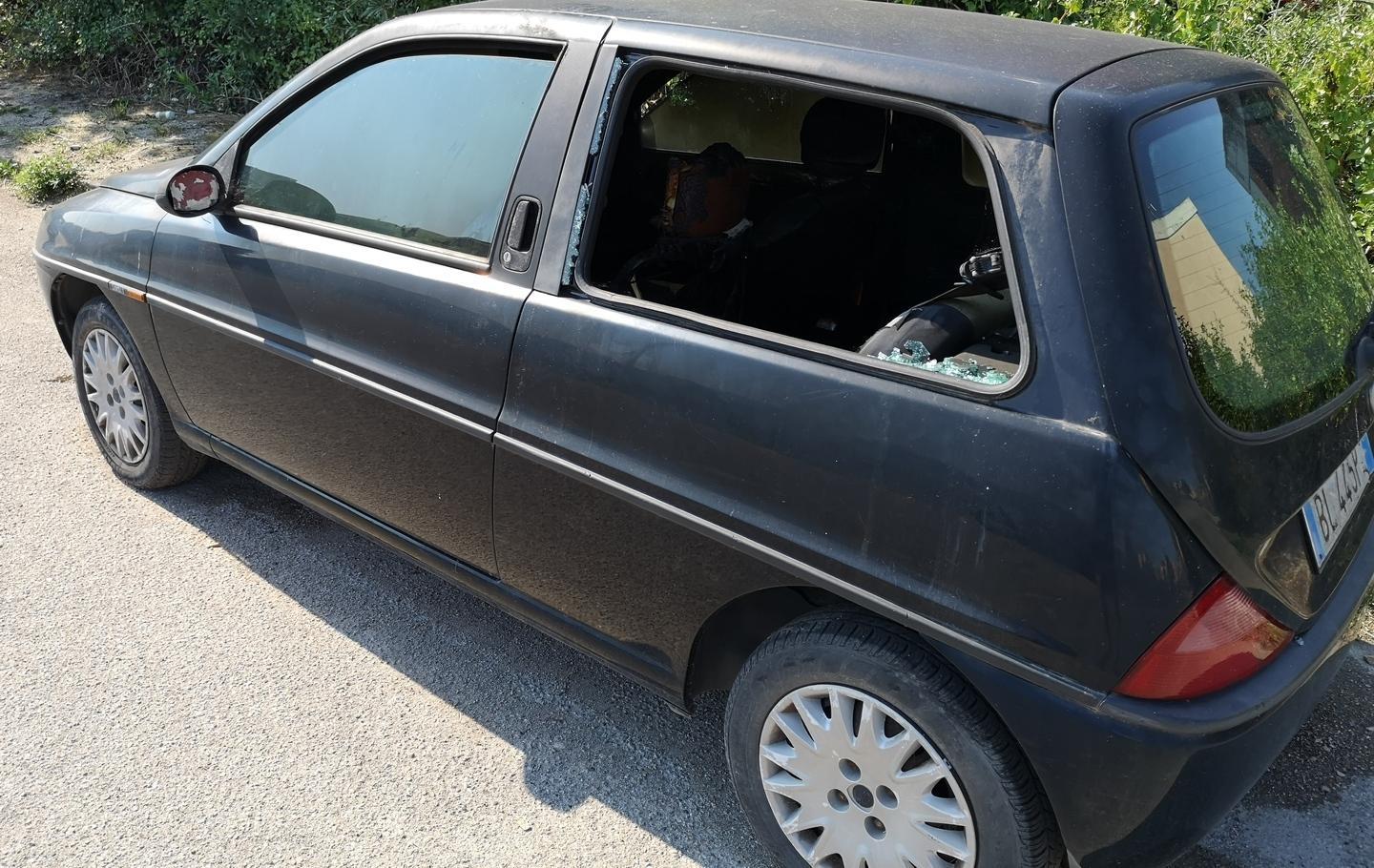 Auto abbandonate, al via la rimozione 