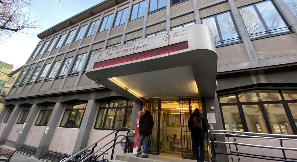 Anagrafe, ranghi all’osso 5 mesi per una carta d’identità 