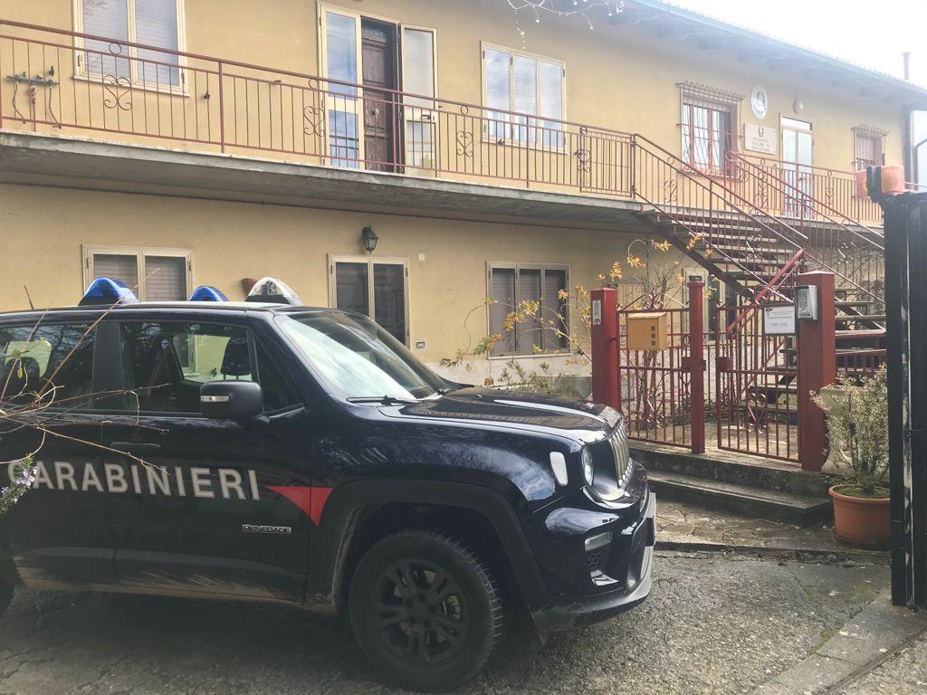 Aggredisce la moglie: arrestato dai carabinieri