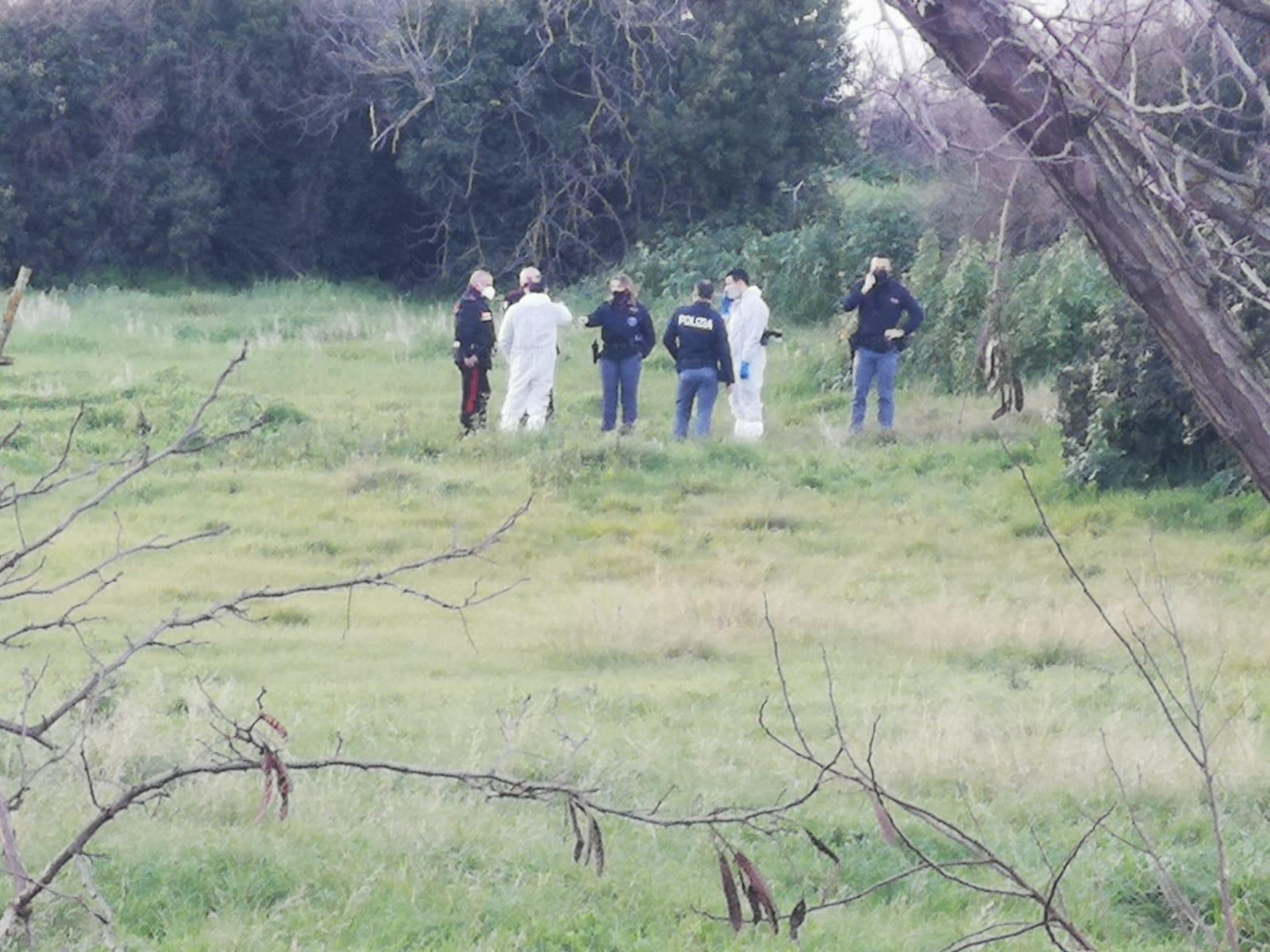 Il luogo dove è stato ritrovato il cadavere (foto mauro chessa)