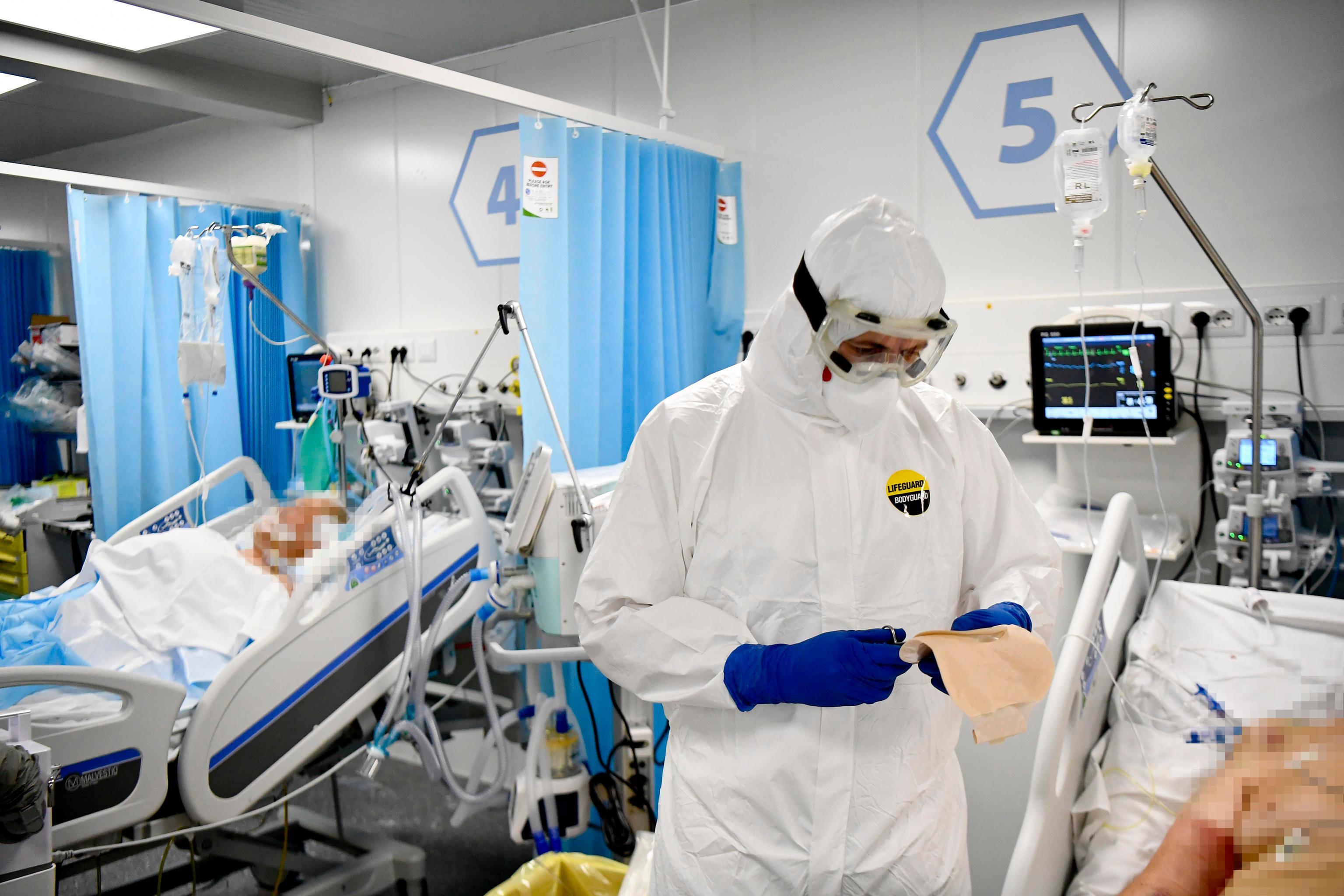 Covid in Sardegna altri cinque decessi e 216 nuovi casi