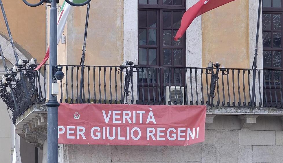 “Verità per Regeni” lo striscione torna a Palazzo Gambacorti 