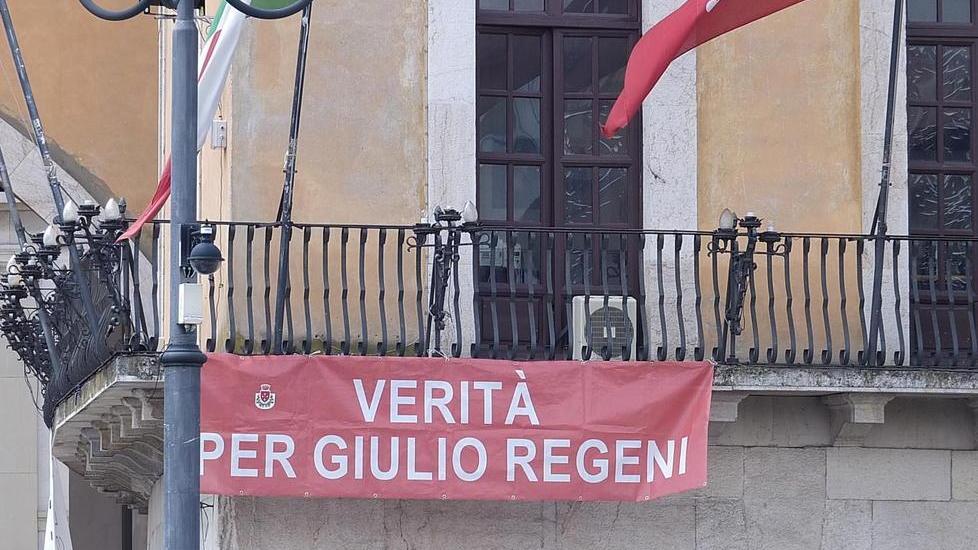 “Verità per Regeni” lo striscione torna a Palazzo Gambacorti