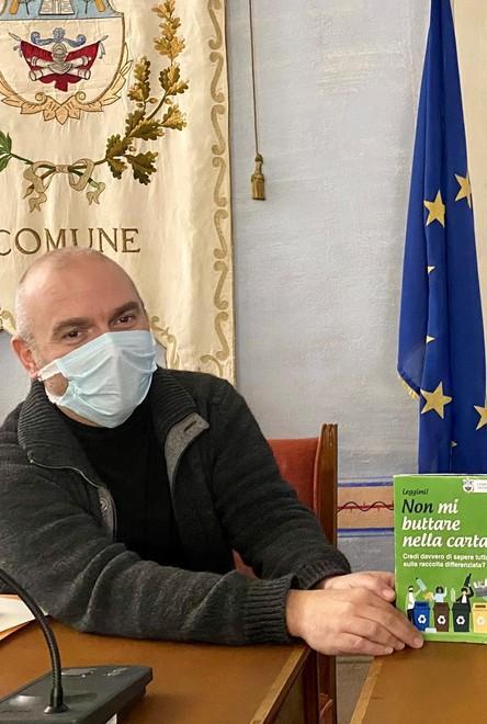 Ecco un kit e un vademecum per smaltire meglio i rifiuti