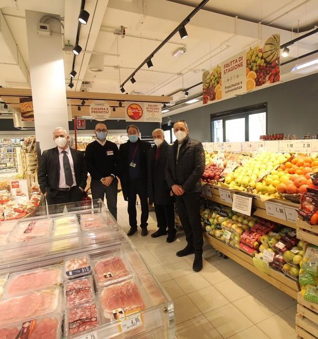 Riapre dopo un anno il punto vendita Coop «Una bottega moderna»