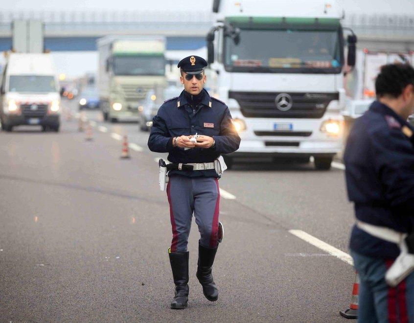 Un anno con la Polstrada Pandemia e lockdown fanno calare gli incidenti 