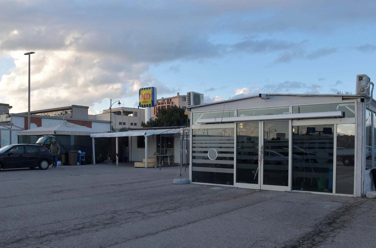 Nizzi firma l’ordinanza: i fiorai restano nel piazzale 