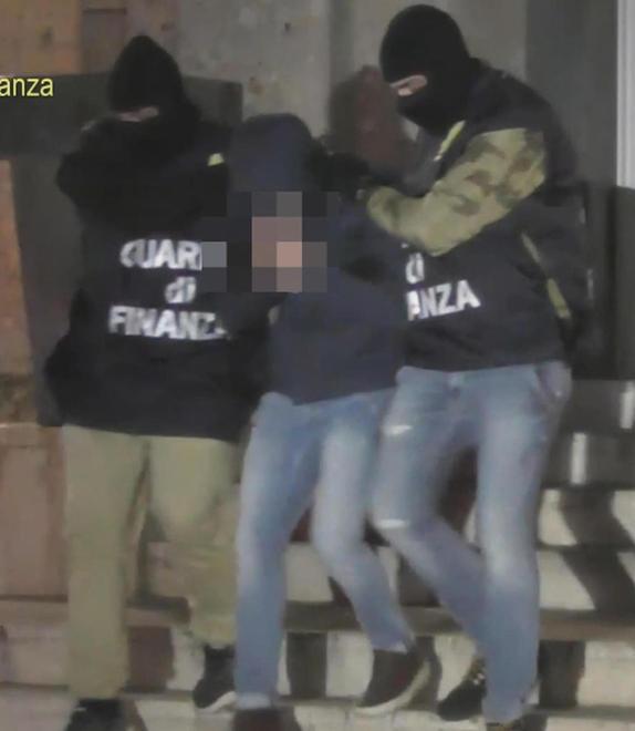 Colletti bianchi al servizio dei Casalesi La base era a Castelfranco: due arresti 