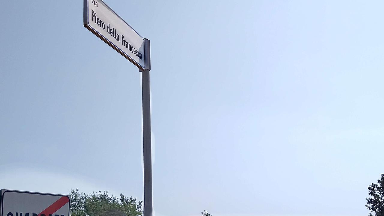 Il cantiere per la realizzazione della nuova rotonda di via Bocca di Gora e Tinaia a Quarrata