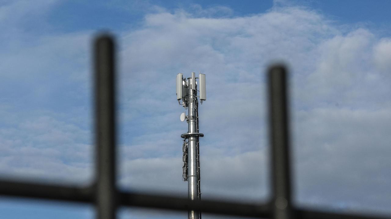 A San Martino WindTre pianta maxiantenna