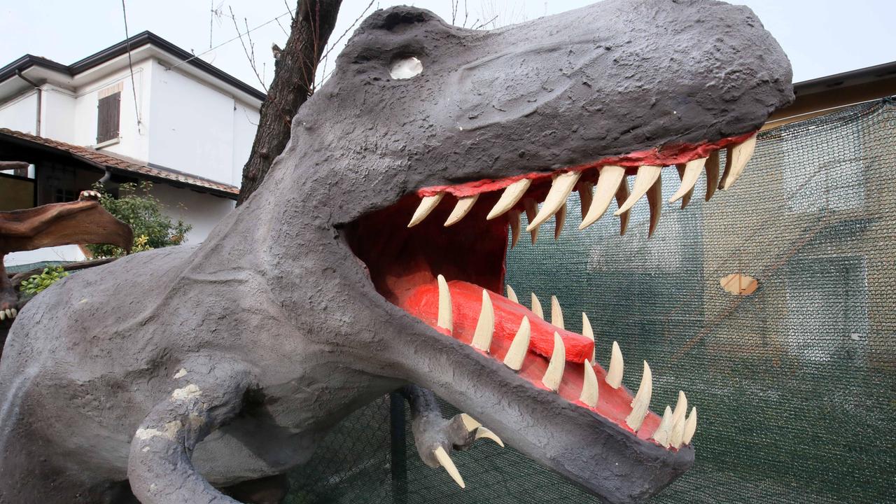 Il t-rex di Luigi Scarati