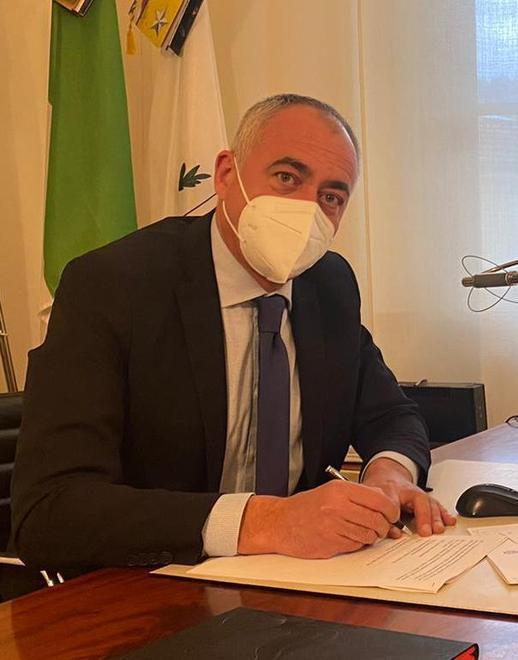 Patto con i commercianti per la cura dei sentieri alla Buca delle Fate 