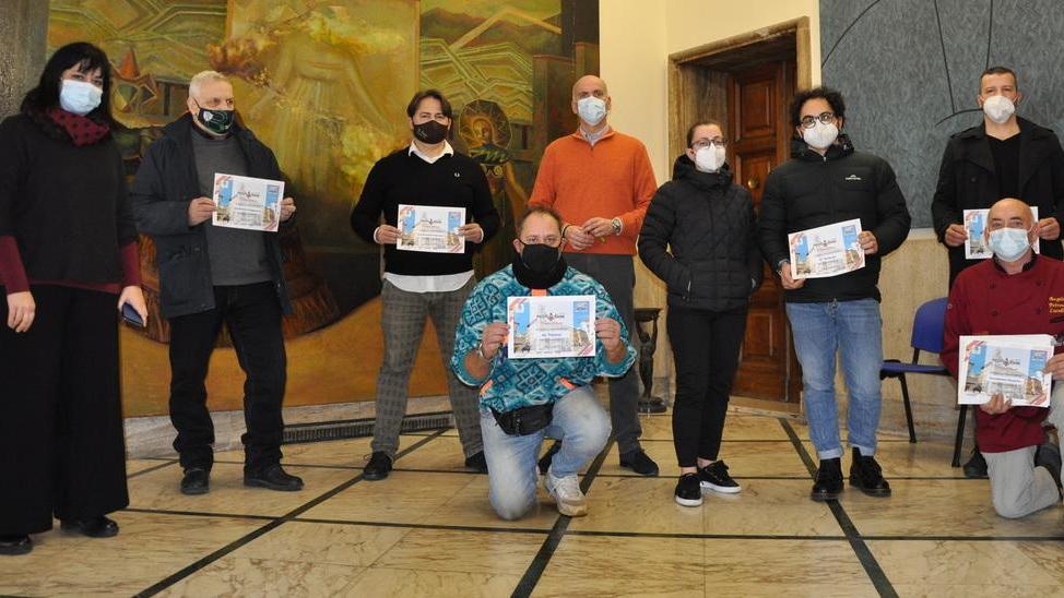 Riconoscimenti del Comune agli angeli delle maxi pizze donate a famiglie bisognose