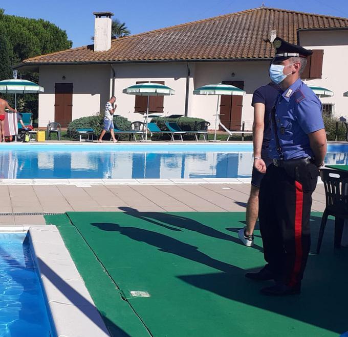 Bimbo morto in piscina a Bosco Mesola, chiuse le indagini 