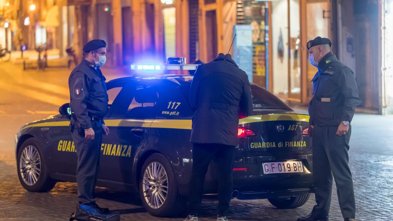 Trovati in giro di notte senza motivo, maxi multa a due argentani