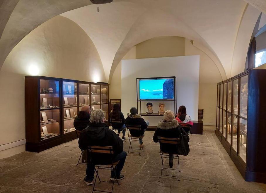 Tre giorni di visite al museo di Populonia: «Turisti e gente del posto, finalmente» 