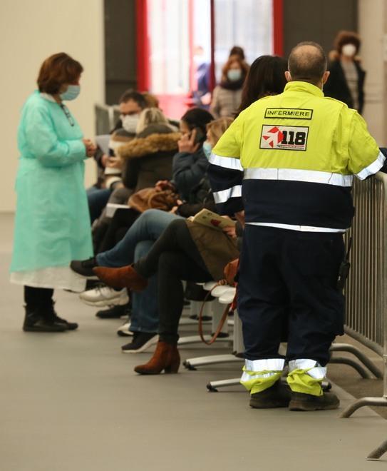 L’Ausl pensa di ridurre i posti letto Covid Sotto esame l’impatto del ritorno in aula 