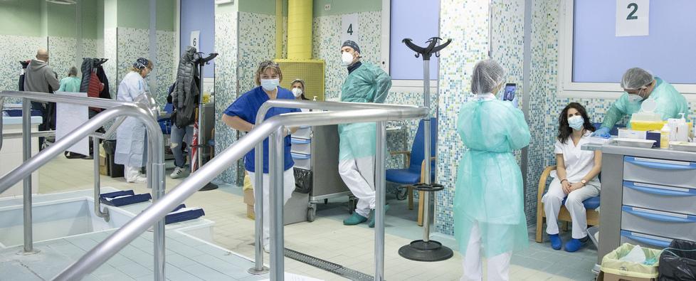 Vaccino a Modena, 10 sedi per la campagna di massa In città si punta su Baggiovara e Minutara 