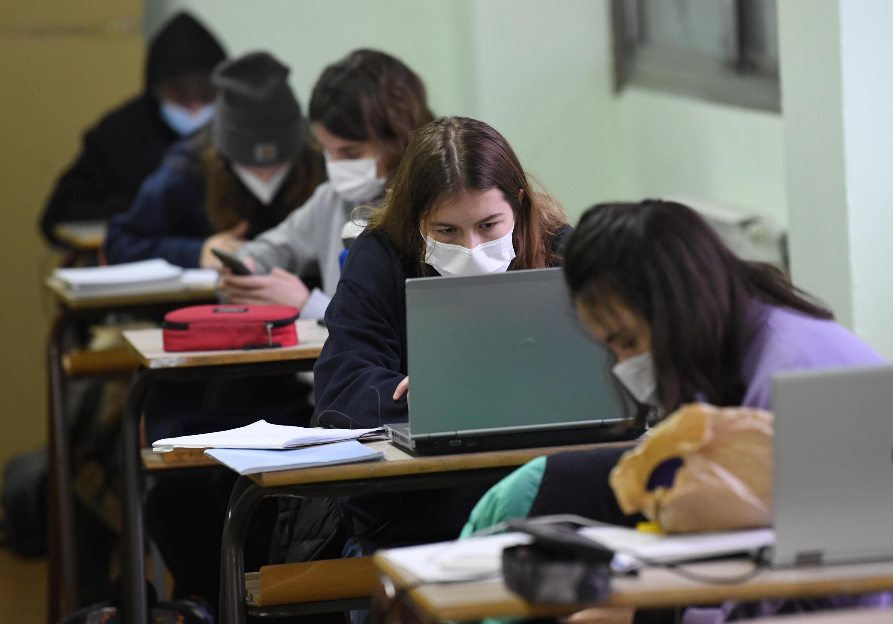 Ritorno a scuola in altre 4 Regioni: la Sardegna manca ancora all'appello