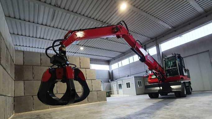 Al centro raccolta del Cerro arriva un caricatore elettrico