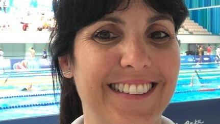 Loro nuotano, io fischio: Deborah Maggi tra i big degli arbitri in vasca