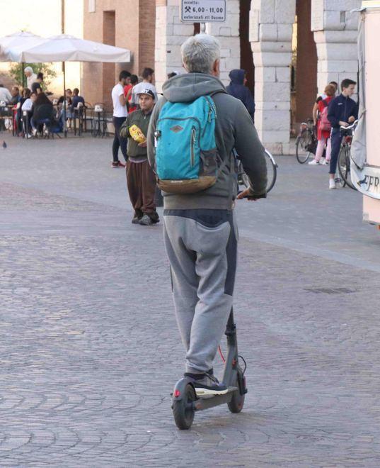 Bici e monopattini, che passione «Abbiamo cambiato mentalità» 