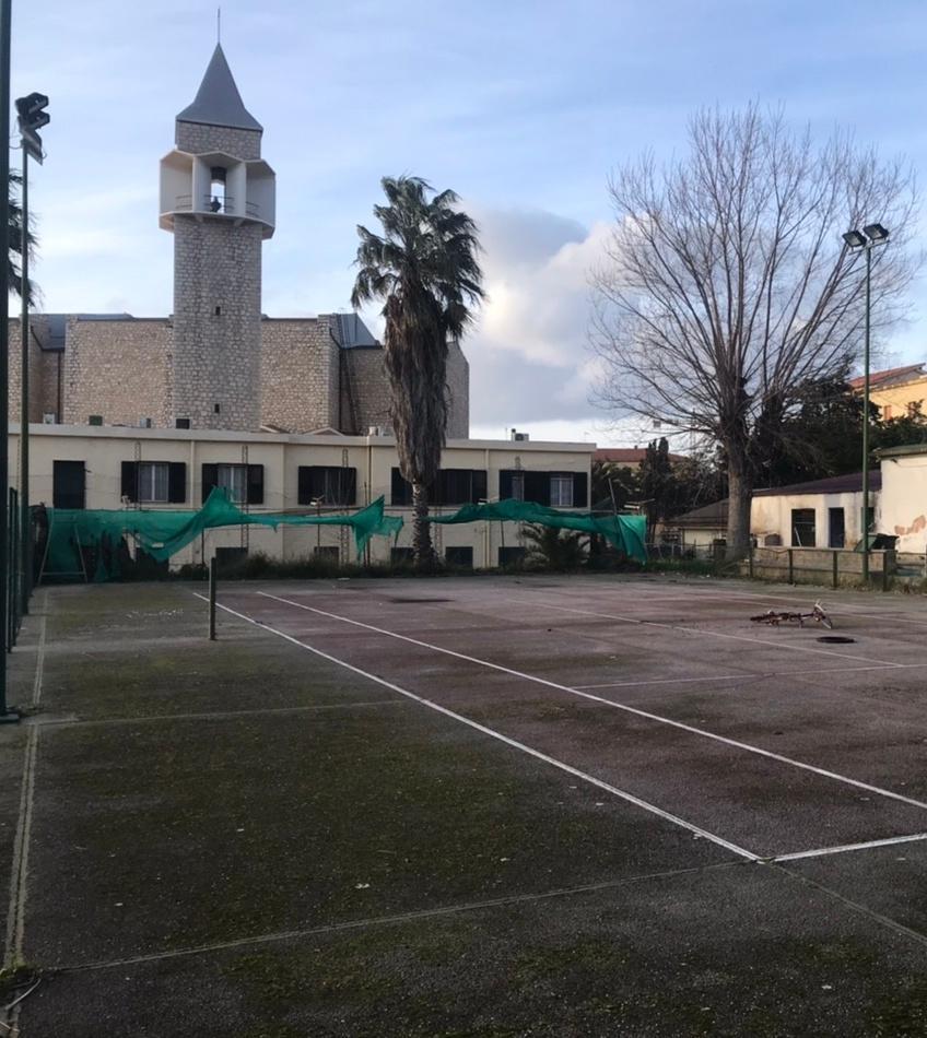 I campi di via Tarragona in gestione a un privato 
