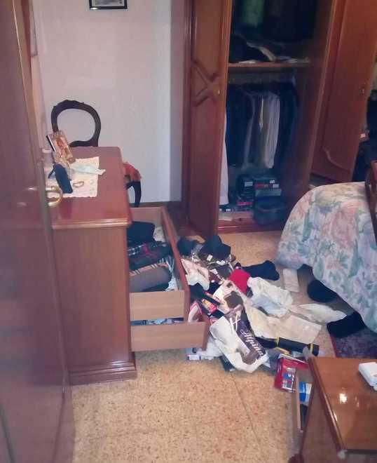 I ladri rubano in casa mentre lui è alla messa 