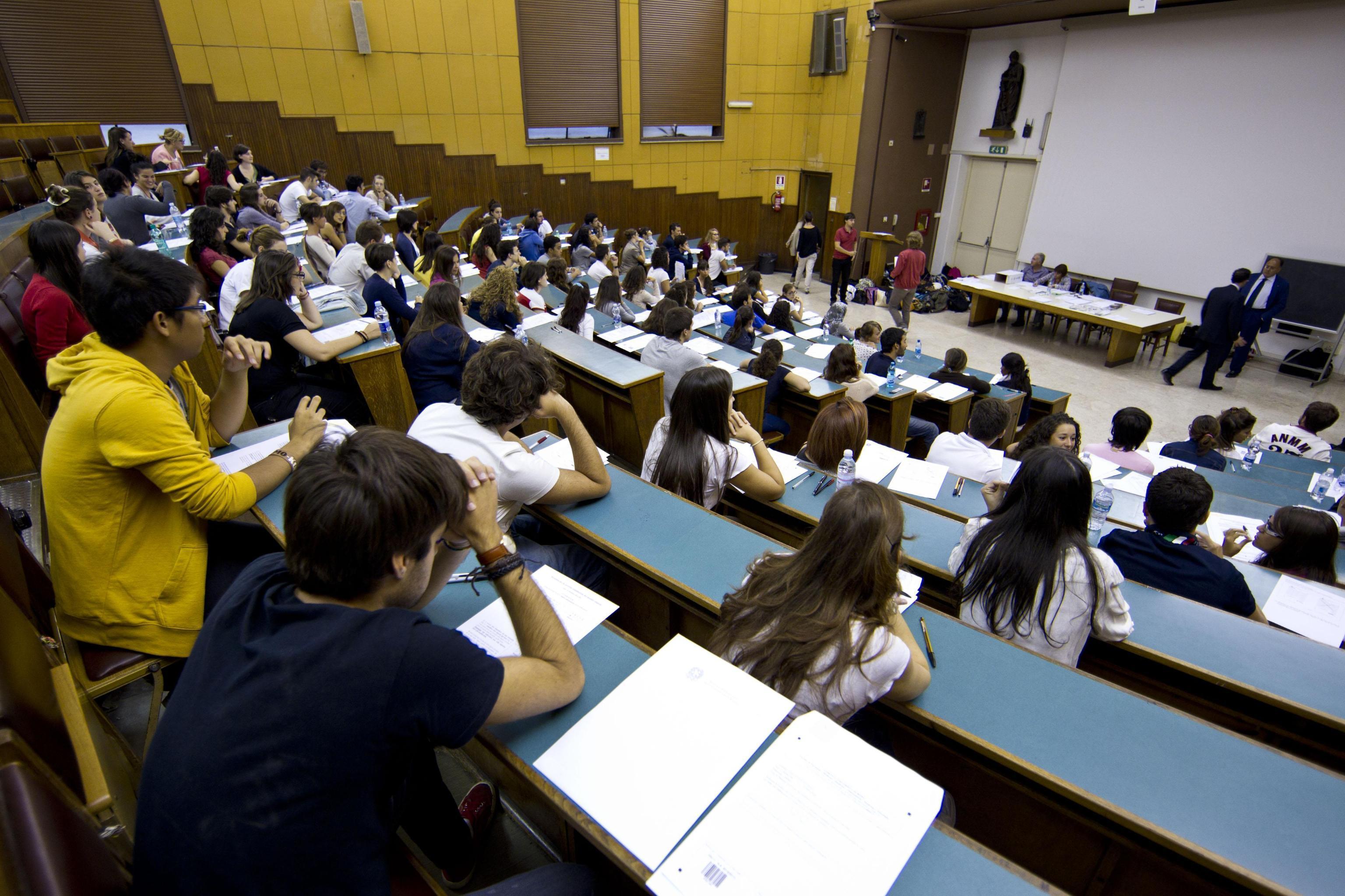 Accordo Regione Emilia Romagna - Università: dal 1 febbraio lezioni in presenza al 50% 