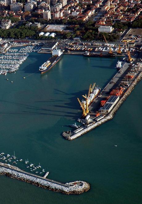 Industriali-sindaco scontro sul porto Venturi a Persiani: basta campanilismi 